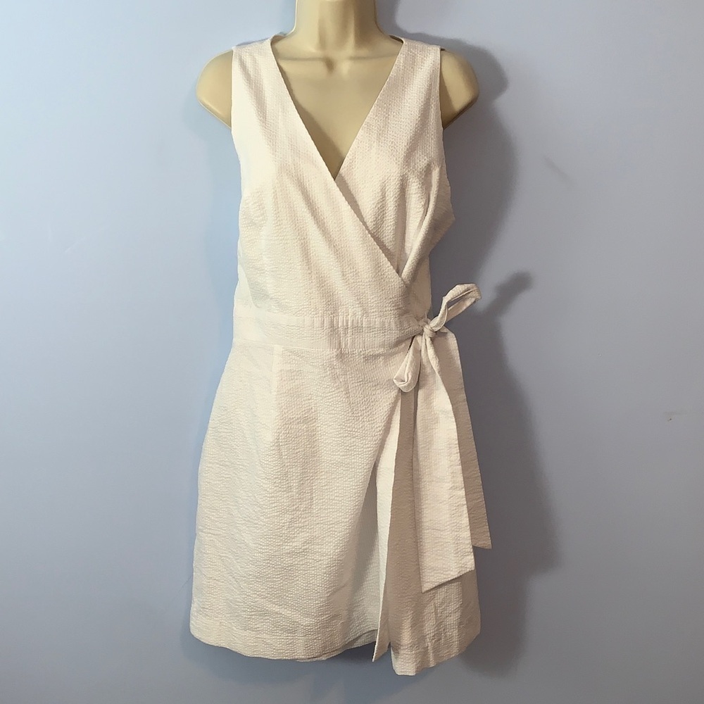 Lauren James White wrap seersucker sleeveless dress size large tie bow v neck